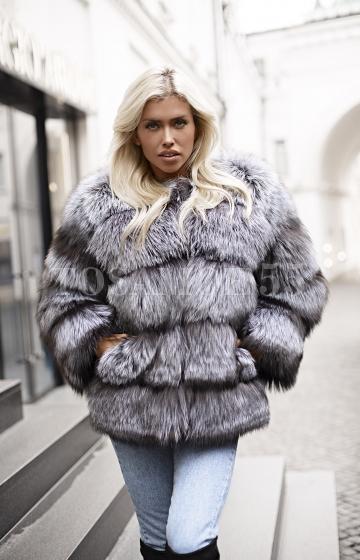 Шуба короткая мех чернобурой лисы