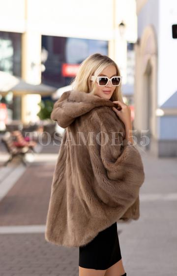 Шуба из меха норки с капюшоном летучая мышь