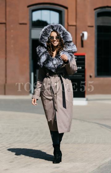 Стильная парка цвета капучино