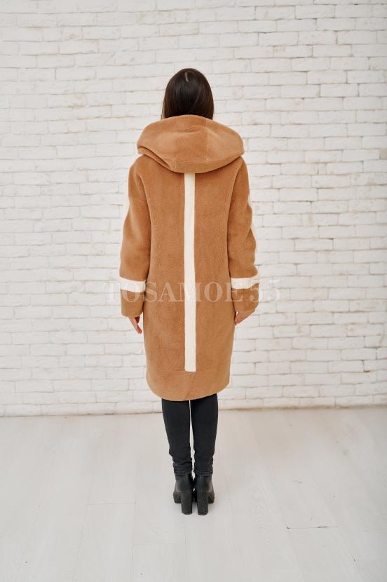 Стильная шуба-пальто из шерсти с капюшоном фото №4