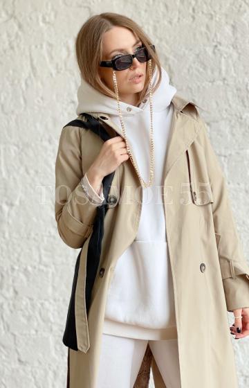 Бежевый осенний тренч
