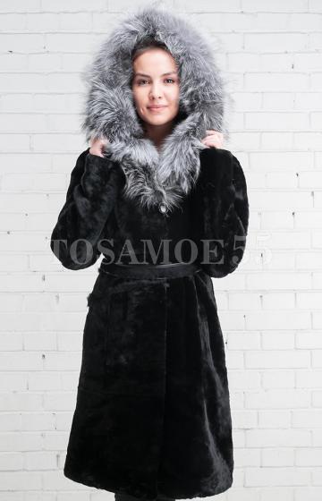 Шуба из мутона с чернобуркой