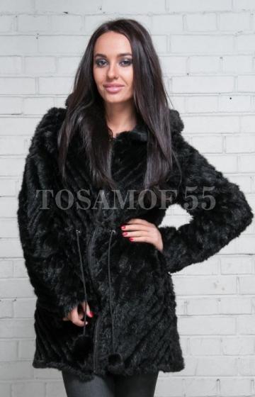 Шуба из вязаной норки черного цвета приталенная с капюшоном