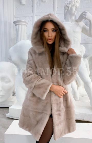 Светлая шуба из скандинавской норки