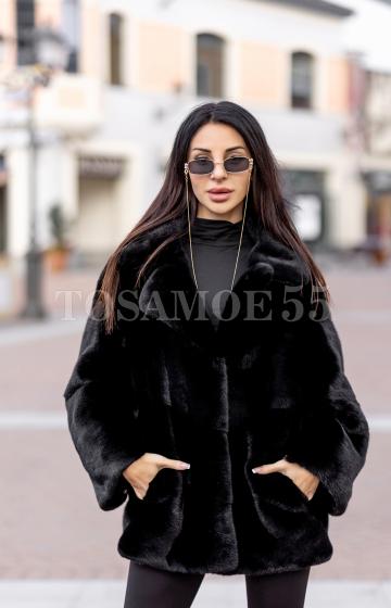 Короткая норковая шуба с английским воротником