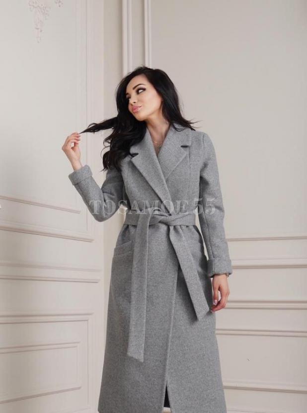 Удлиненное пальто серого цвета фото №2